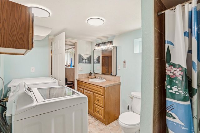 1121 E Carlisle Ave, Spokane, WA 99207