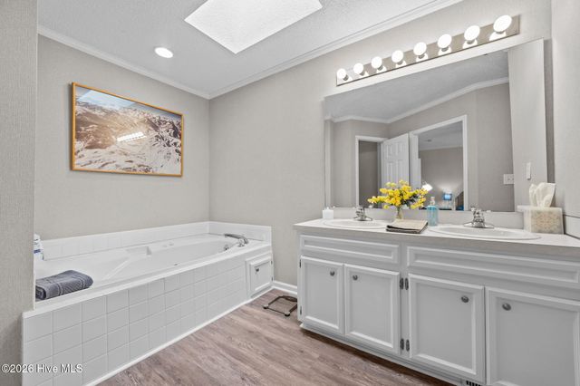 3975 Sterling Pointe Drive Ddd9, Winterville, NC 28590