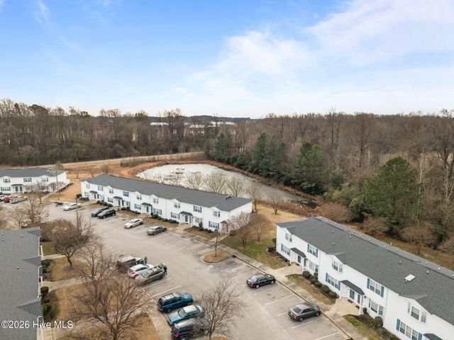 3975 Sterling Pointe Drive Ddd9, Winterville, NC 28590