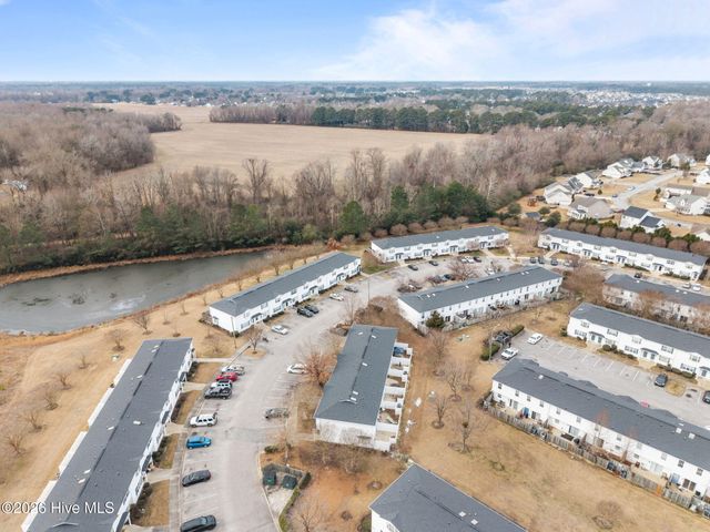 3975 Sterling Pointe Drive Ddd9, Winterville, NC 28590