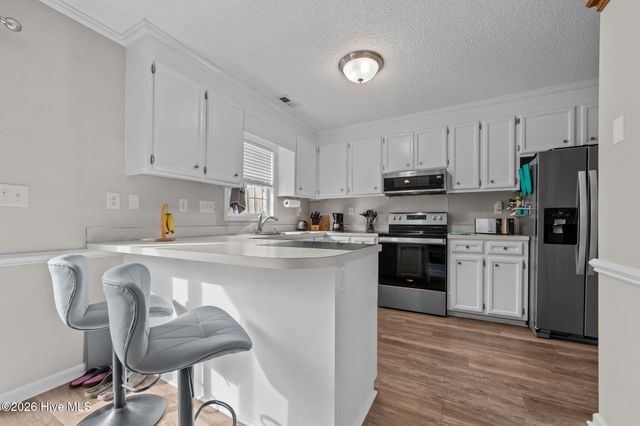 3975 Sterling Pointe Drive Ddd9, Winterville, NC 28590