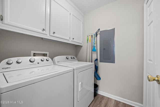 3975 Sterling Pointe Drive Ddd9, Winterville, NC 28590