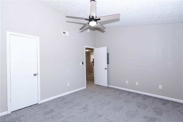 109 Cape Dorey DR, Hampton, VA 23666