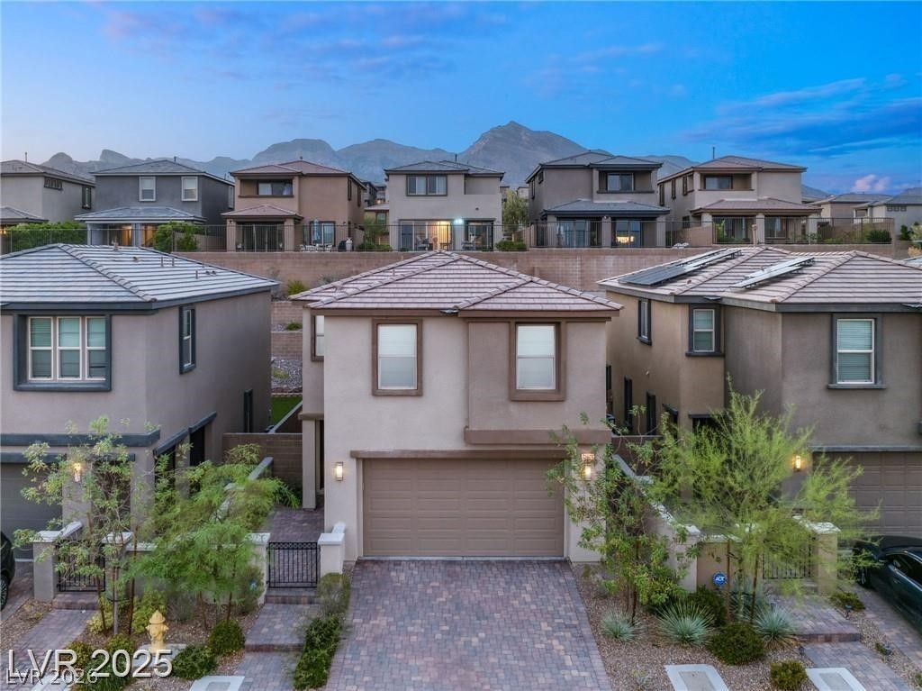 12521 Lylan Ridge Street, Las Vegas, NV 89138 — photo 3