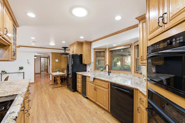 12780 Auberry Road, Clovis, CA 93619