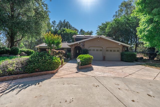 12780 Auberry Road, Clovis, CA 93619
