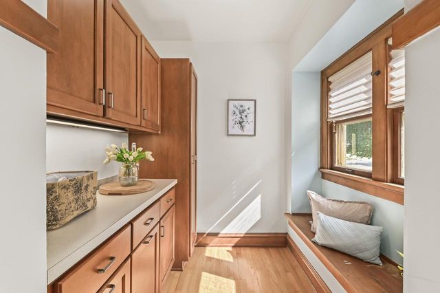2461 N 60th STREET, Wauwatosa, WI 53210
