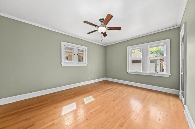 2461 N 60th STREET, Wauwatosa, WI 53210