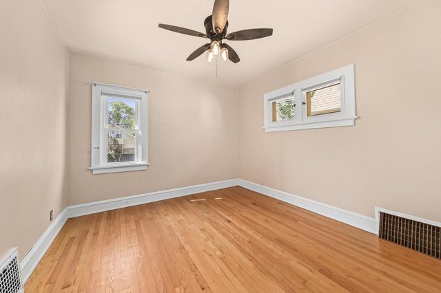 2461 N 60th STREET, Wauwatosa, WI 53210
