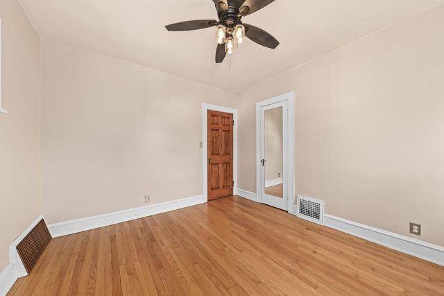 2461 N 60th STREET, Wauwatosa, WI 53210
