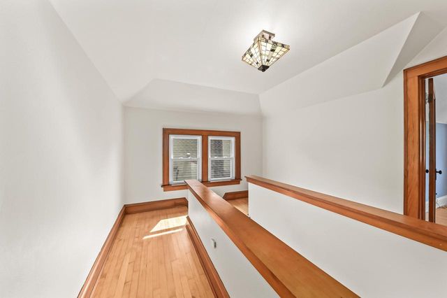 2461 N 60th STREET, Wauwatosa, WI 53210