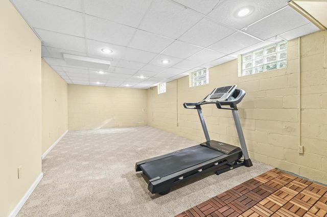 2461 N 60th STREET, Wauwatosa, WI 53210