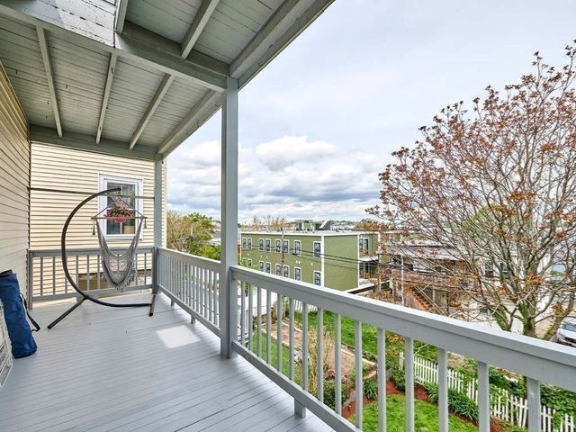 48 Wordsworth 2, Boston, MA 02128