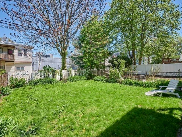 48 Wordsworth 2, Boston, MA 02128