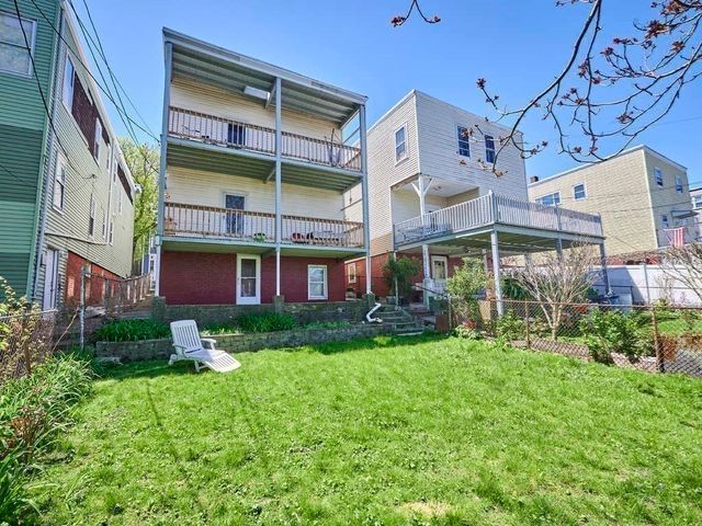 48 Wordsworth 2, Boston, MA 02128