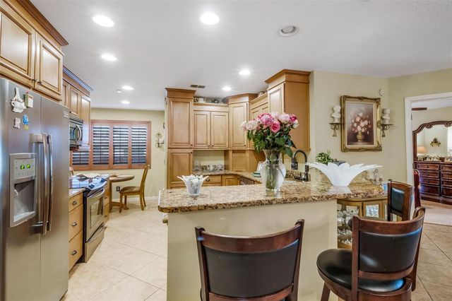 551 GRAND CAYMAN CIRCLE, Lakeland, FL 33803