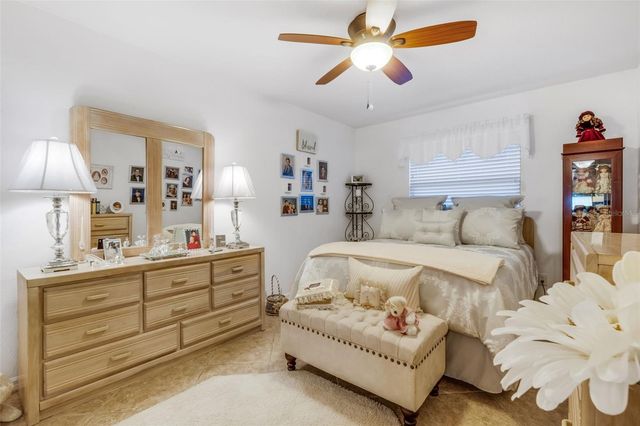 551 GRAND CAYMAN CIRCLE, Lakeland, FL 33803