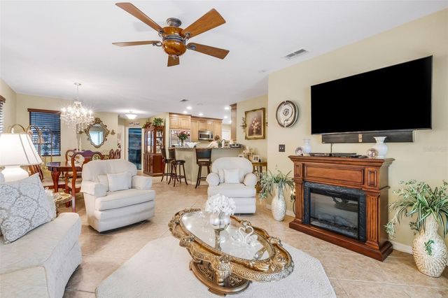 551 GRAND CAYMAN CIRCLE, Lakeland, FL 33803