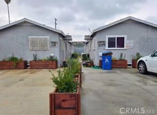 8129 S Hoover, Los Angeles, CA 90044