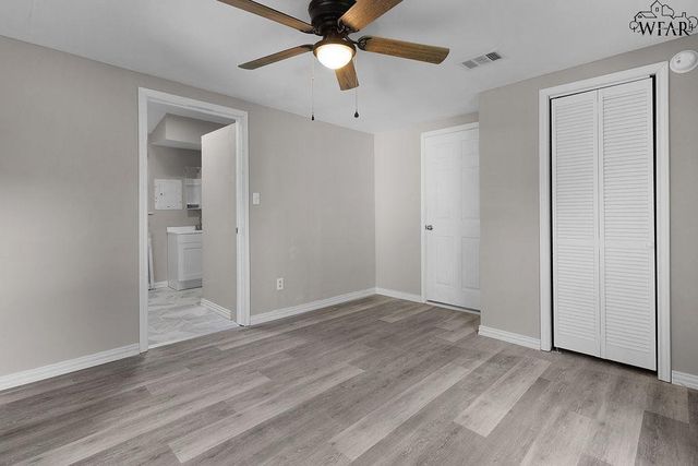 412 E FIRST STREET, Burkburnett, TX 76354