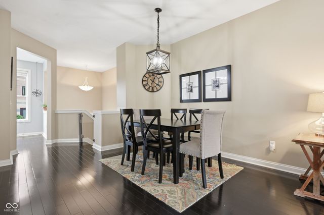240 N New Jersey Street, Indianapolis, IN 46204