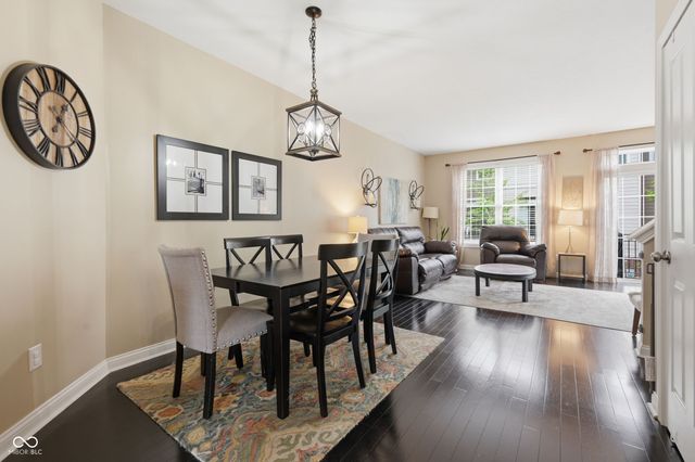 240 N New Jersey Street, Indianapolis, IN 46204