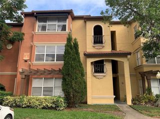 5156 CONROY ROAD 12, Orlando, FL 32811