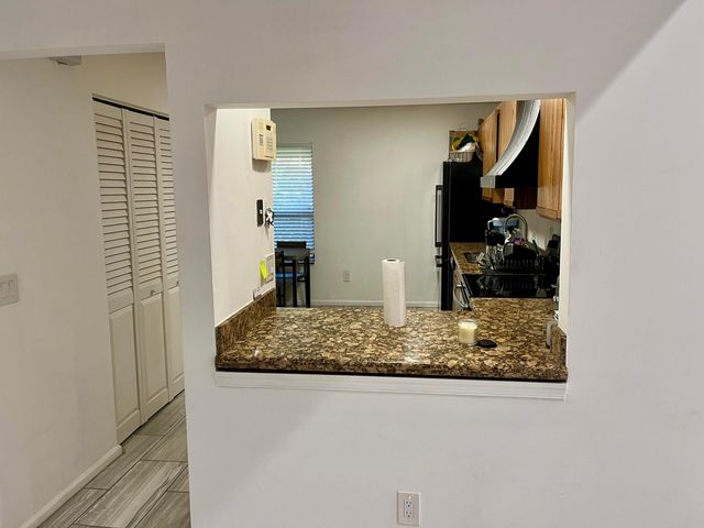 9316 Sabal Ridge Circle B, Boca Raton, FL 33428