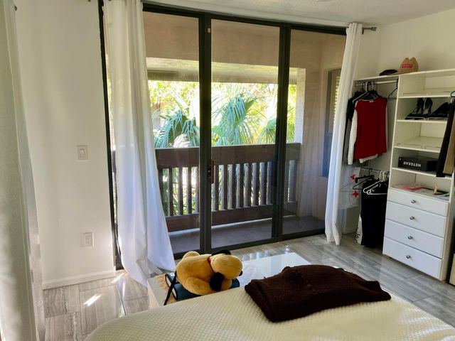 9316 Sabal Ridge Circle B, Boca Raton, FL 33428