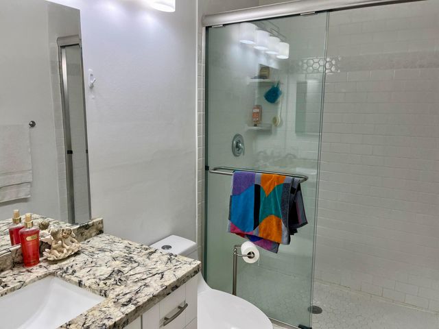 9316 Sabal Ridge Circle B, Boca Raton, FL 33428