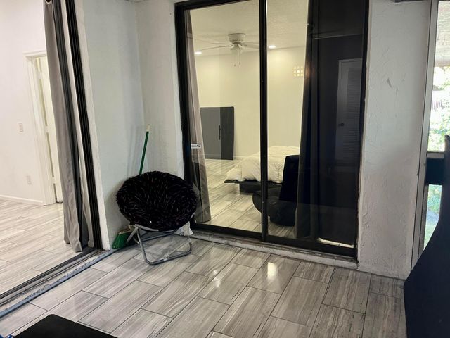 9316 Sabal Ridge Circle B, Boca Raton, FL 33428