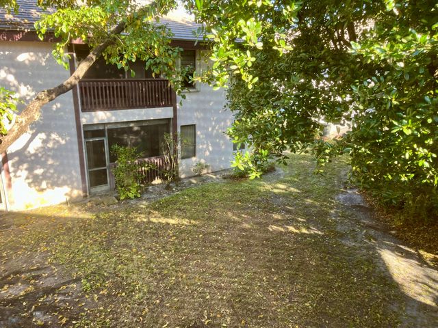 9316 Sabal Ridge Circle B, Boca Raton, FL 33428