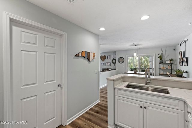 625 Spencer Farlow Drive 20, Carolina Beach, NC 28428