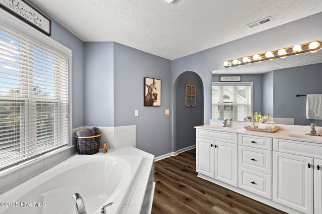 625 Spencer Farlow Drive 20, Carolina Beach, NC 28428