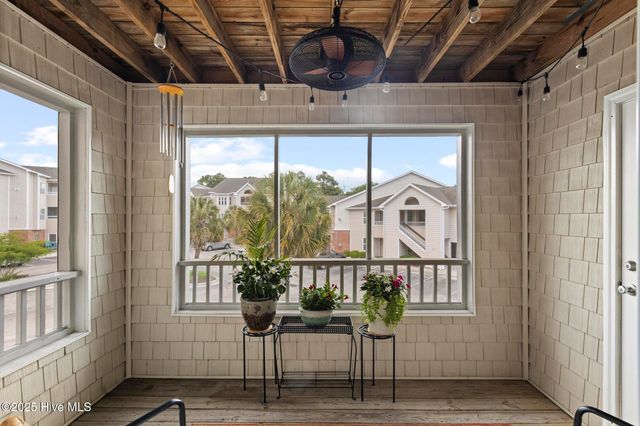 625 Spencer Farlow Drive 20, Carolina Beach, NC 28428