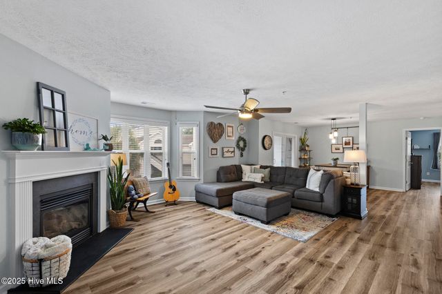 625 Spencer Farlow Drive 20, Carolina Beach, NC 28428