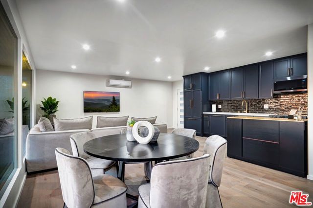 1701 Viewmont Drive, Los Angeles, CA 90069