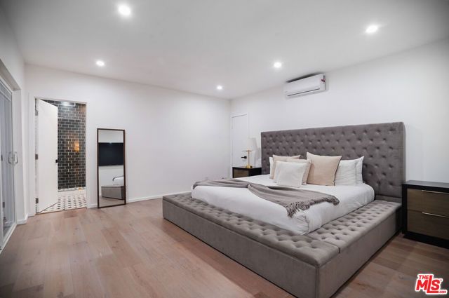 1701 Viewmont Drive, Los Angeles, CA 90069