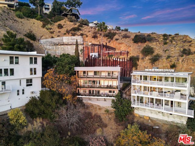 1701 Viewmont Drive, Los Angeles, CA 90069