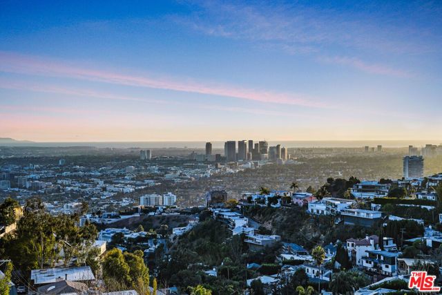 1701 Viewmont Drive, Los Angeles, CA 90069