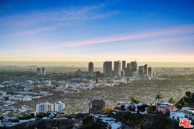 1701 Viewmont Drive, Los Angeles, CA 90069