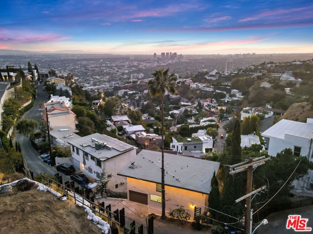 1701 Viewmont Drive, Los Angeles, CA 90069