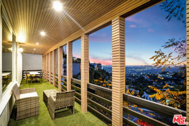 1701 Viewmont Drive, Los Angeles, CA 90069