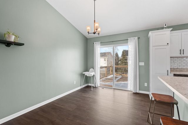 527 Pond View Drive SE, Lonsdale, MN 55046