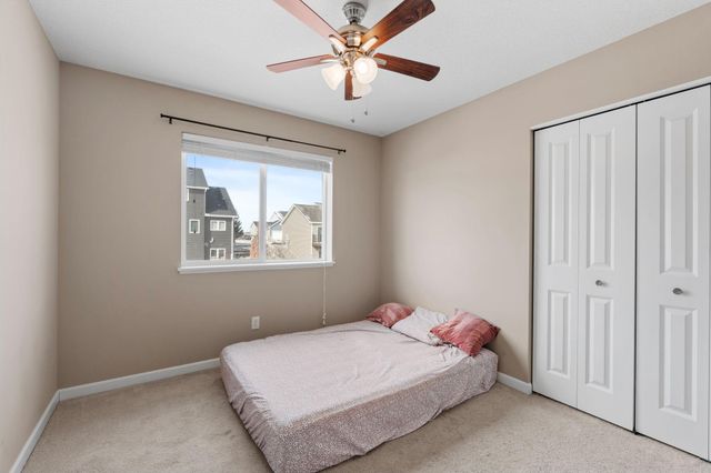 527 Pond View Drive SE, Lonsdale, MN 55046