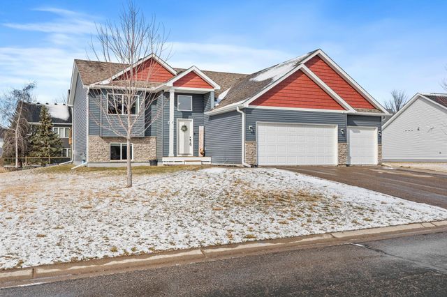527 Pond View Drive SE, Lonsdale, MN 55046