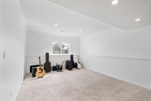 527 Pond View Drive SE, Lonsdale, MN 55046