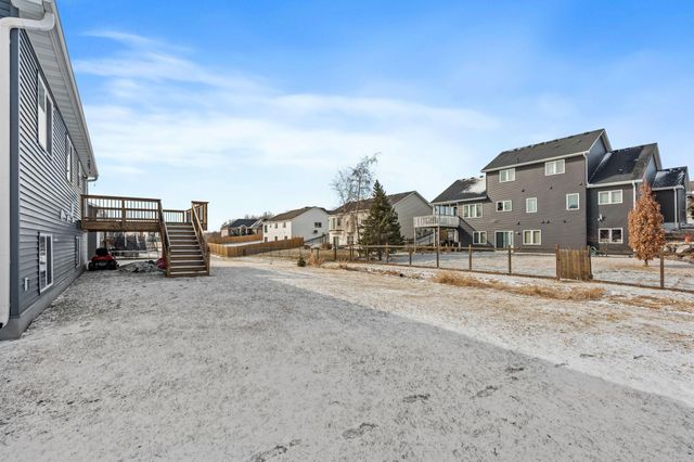 527 Pond View Drive SE, Lonsdale, MN 55046