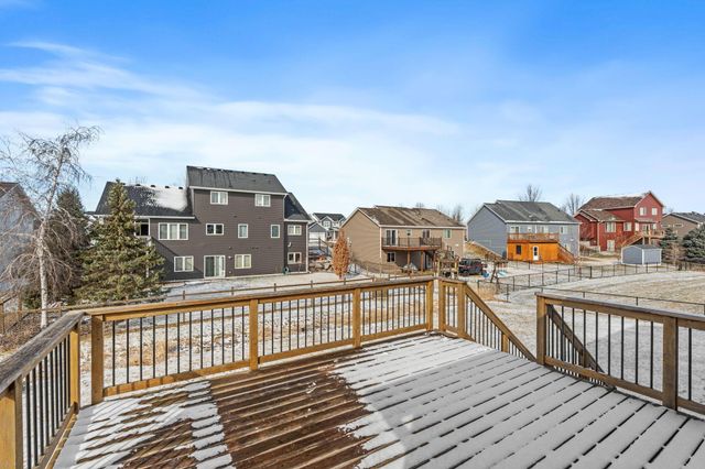 527 Pond View Drive SE, Lonsdale, MN 55046
