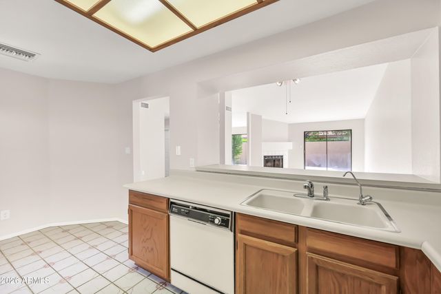 945 N PASADENA -- 15, Mesa, AZ 85201
